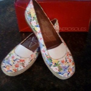 Aerosols pink floral #953 slip on flats
